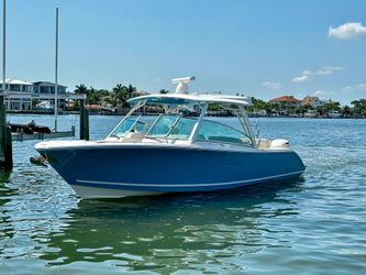 33' Cobia 2021 Yacht For Sale